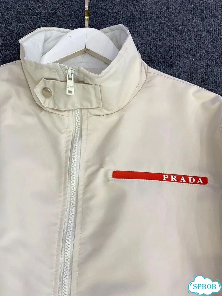Бомбер Prada (унисекс) 2026 фото 3