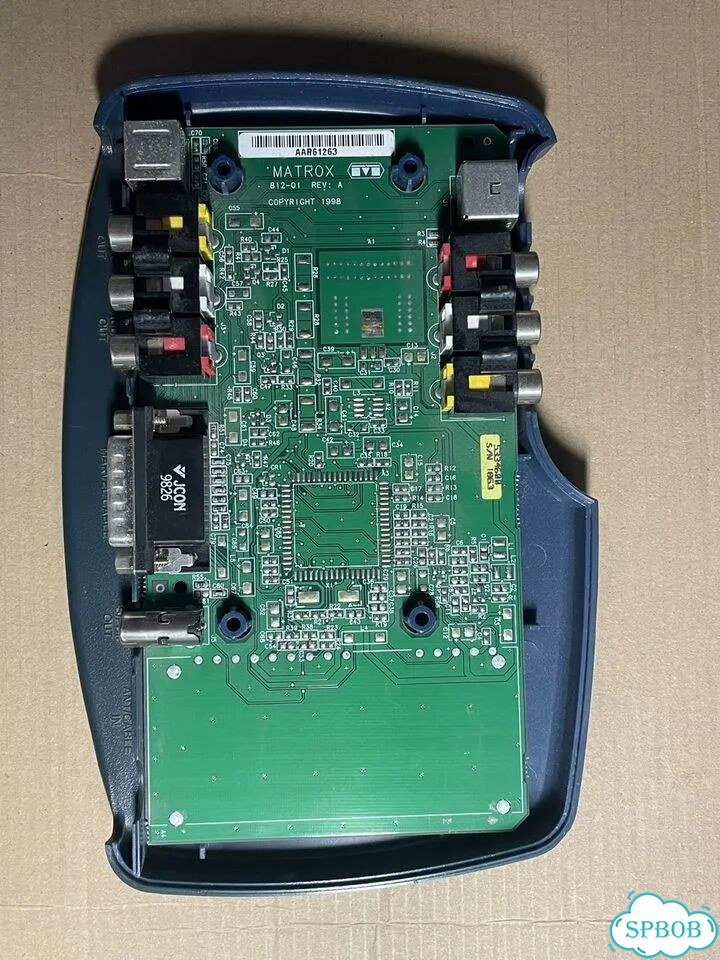Matrox Marvel G200 breakout box ретро фото 2
