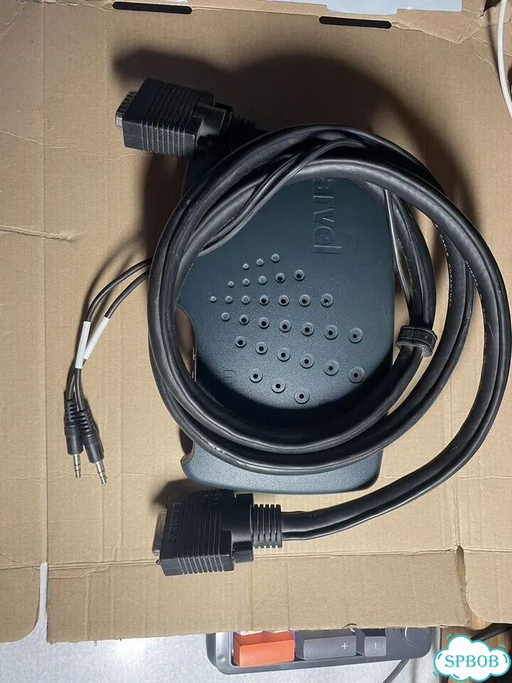 Matrox Marvel G200 breakout box ретро фото 5