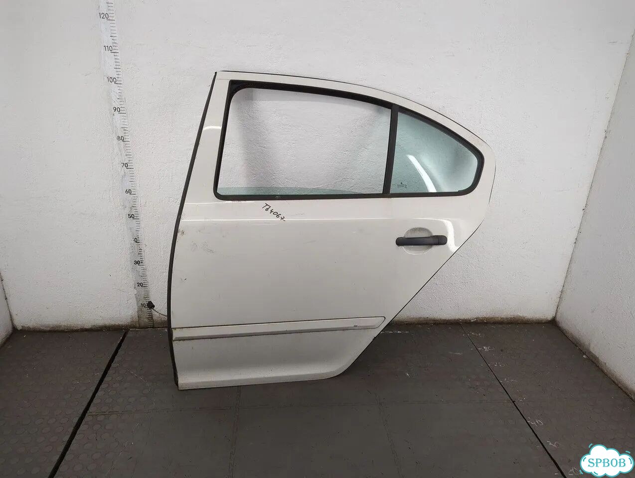 Дверь боковая левая задняя Skoda Octavia (A5) фото 1