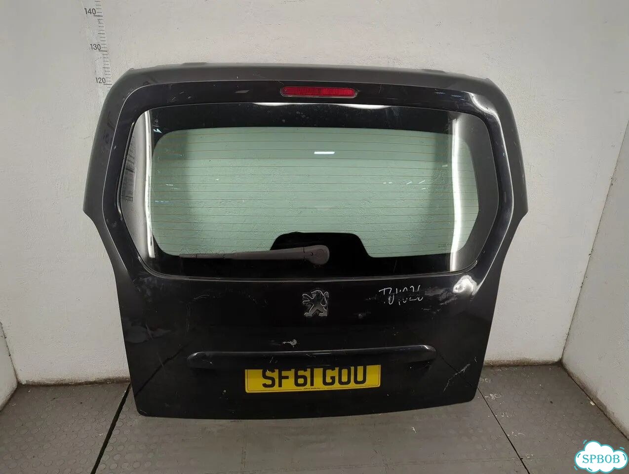 Крышка багажника Peugeot Partner фото 1