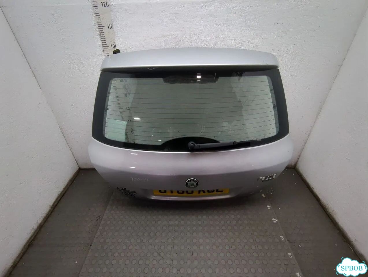Крышка багажника Skoda Fabia фото 1