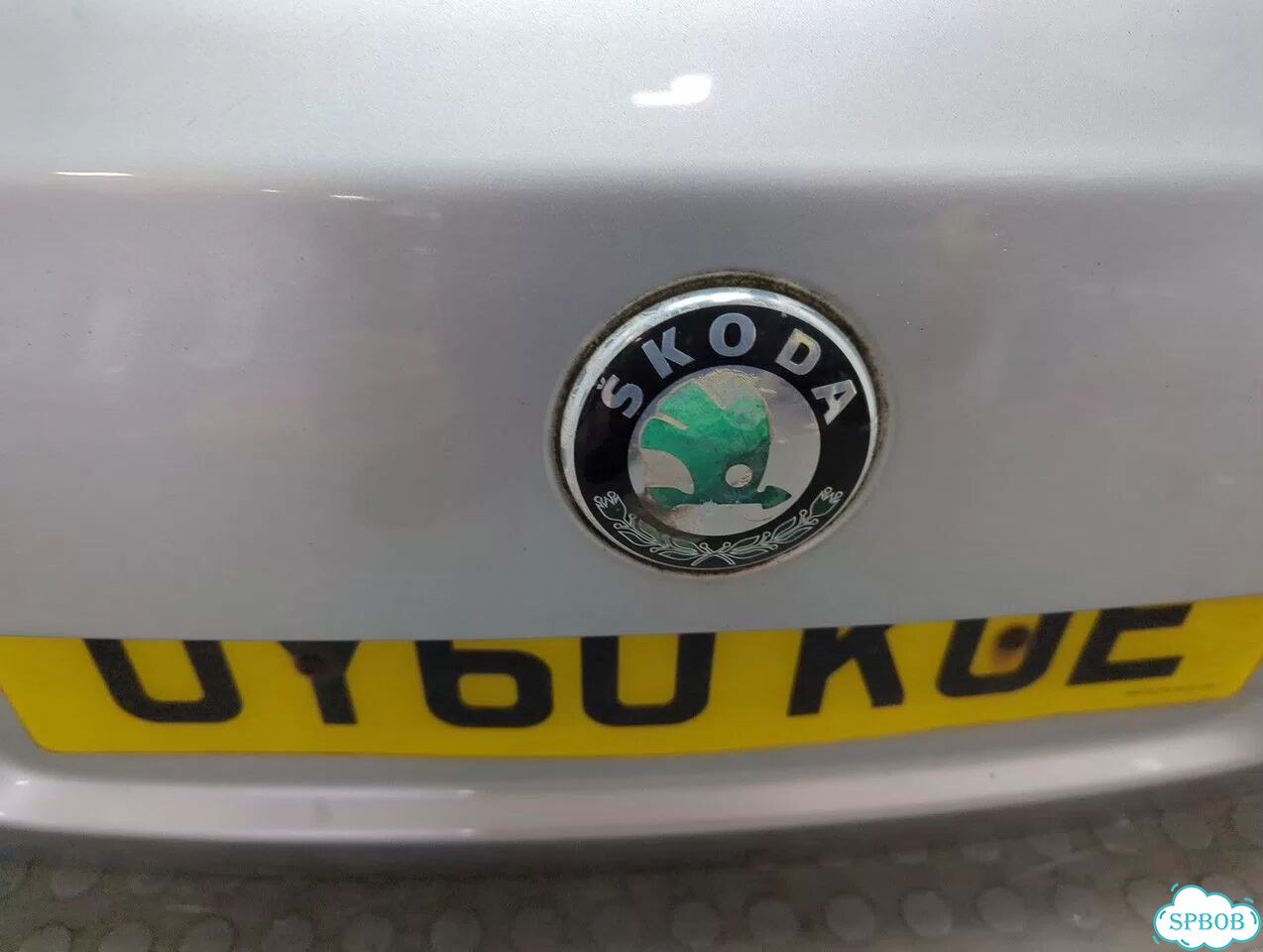 Крышка багажника Skoda Fabia фото 3
