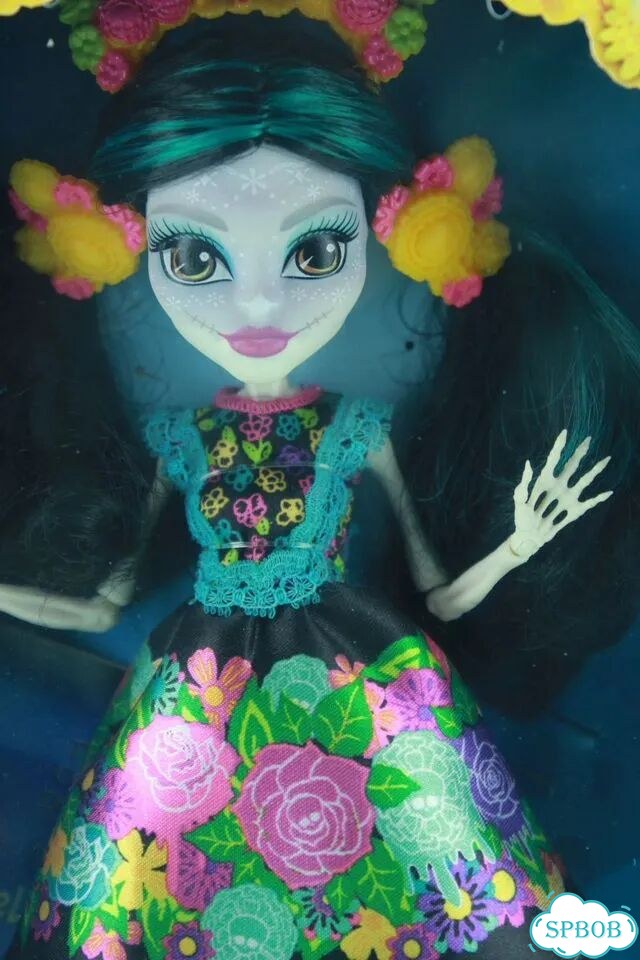Скелита Калаверас Monster High из разных коллекций фото 2