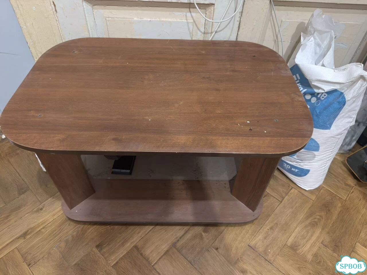 Журнальный столик фото 1