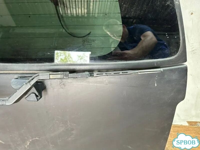Дверь багажника Chevrolet Tahoe фото 5