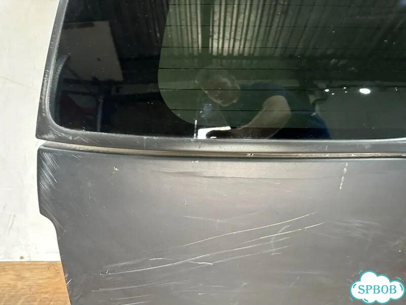 Дверь багажника Chevrolet Tahoe фото 7