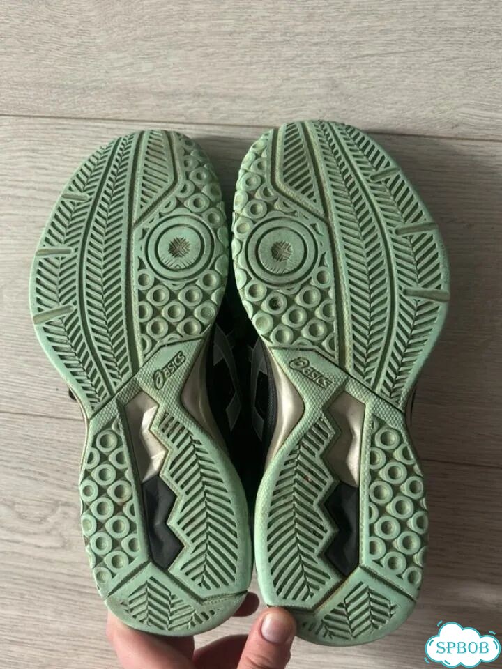 Asics волейбольныекроссовки фото 4