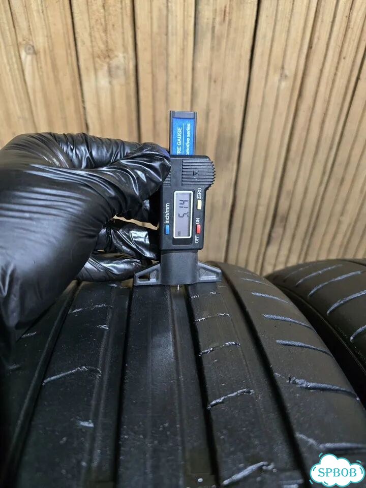 Pirelli P Zero PZ4 225/40 R19 93Y фото 6
