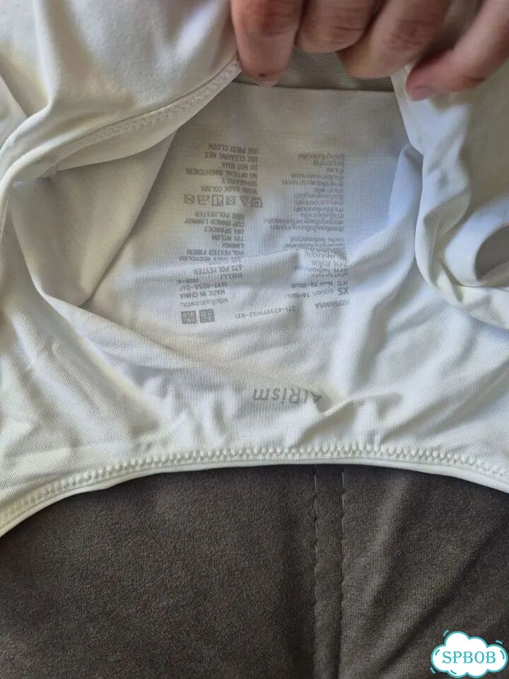 Uniqlo AIRism майки с чашечками XS, 2 шт,с бирками фото 3
