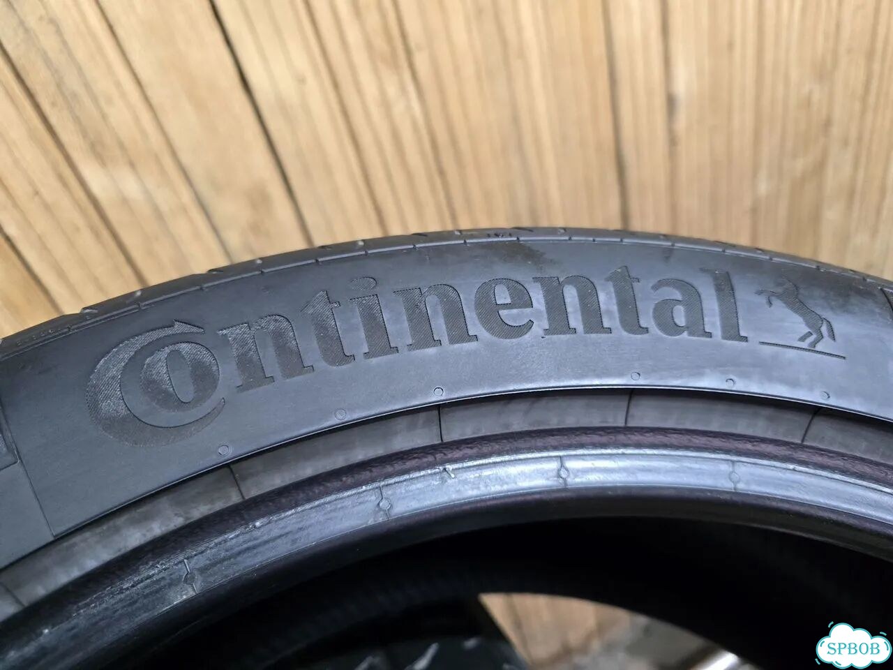 Continental MaxContact MC6 245/45 R20 103V фото 6