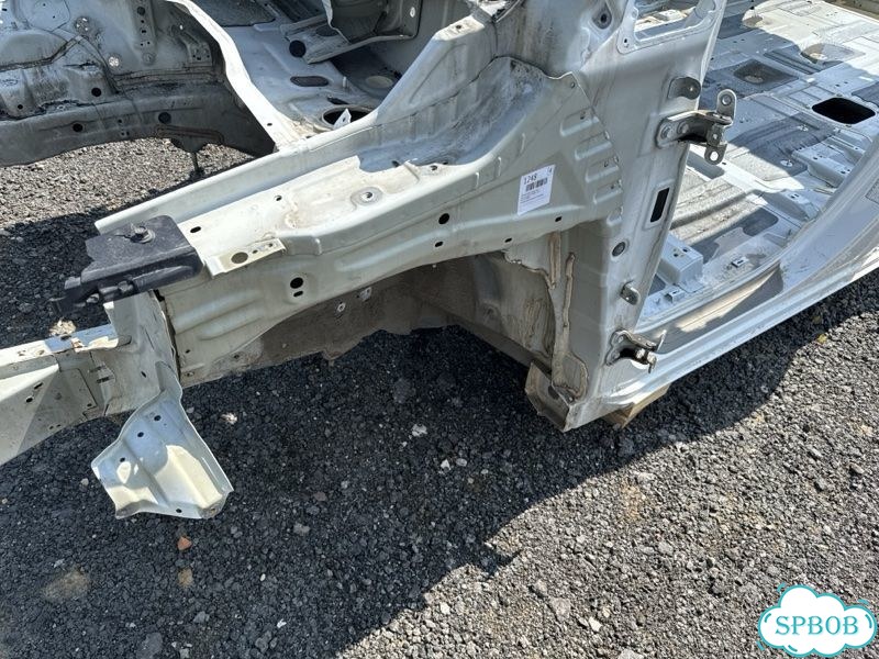 Полка крыла передняя левая Kia Carnival YP D4HB фото 1