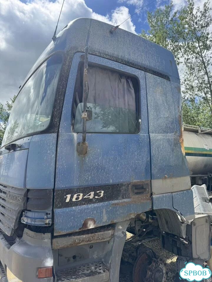 Кабина Mercedes Actros mp1 2000 года фото 7