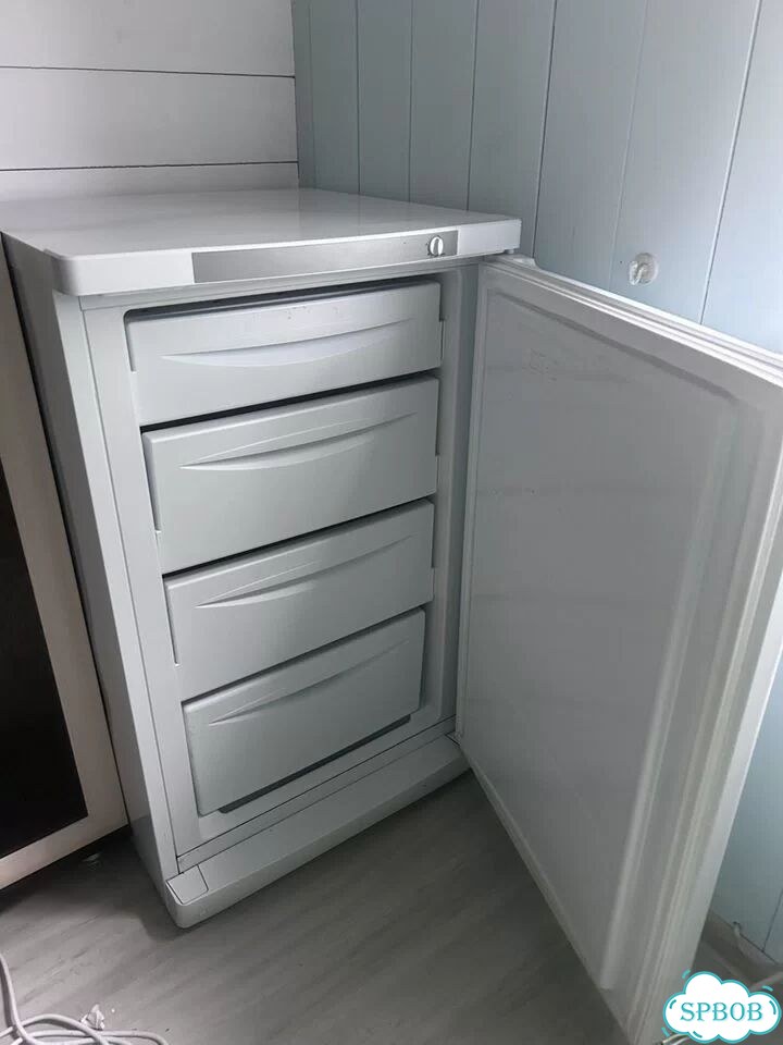 Морозильная камера Indesit фото 2