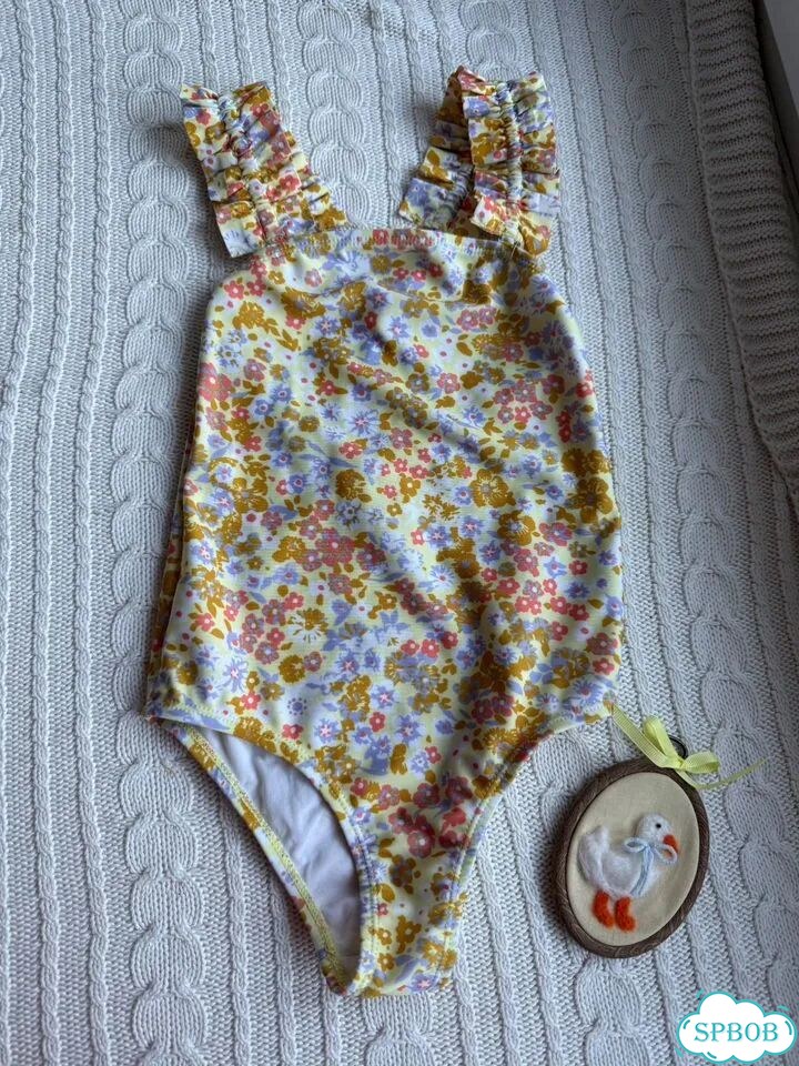 Летняя одежда 122 C&A, Primark фото 5