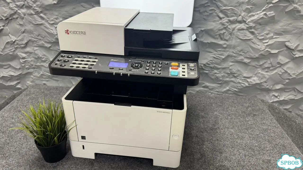 Мфу лазерное Kyocera Ecosys M2540dn фото 3