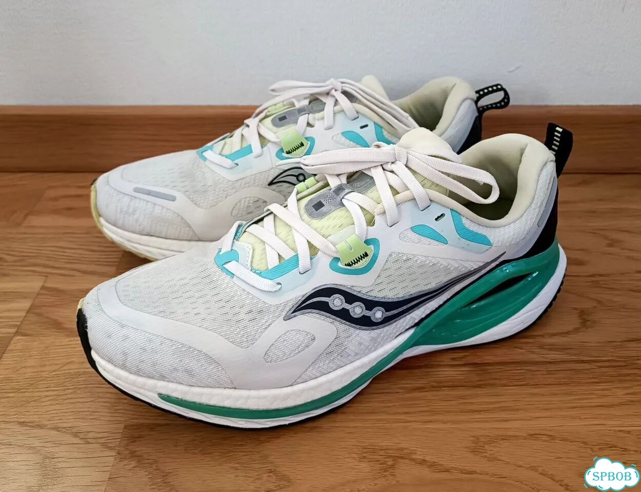 Беговые Кроссовки Saucony Phoenix Inferno 1 фото 1