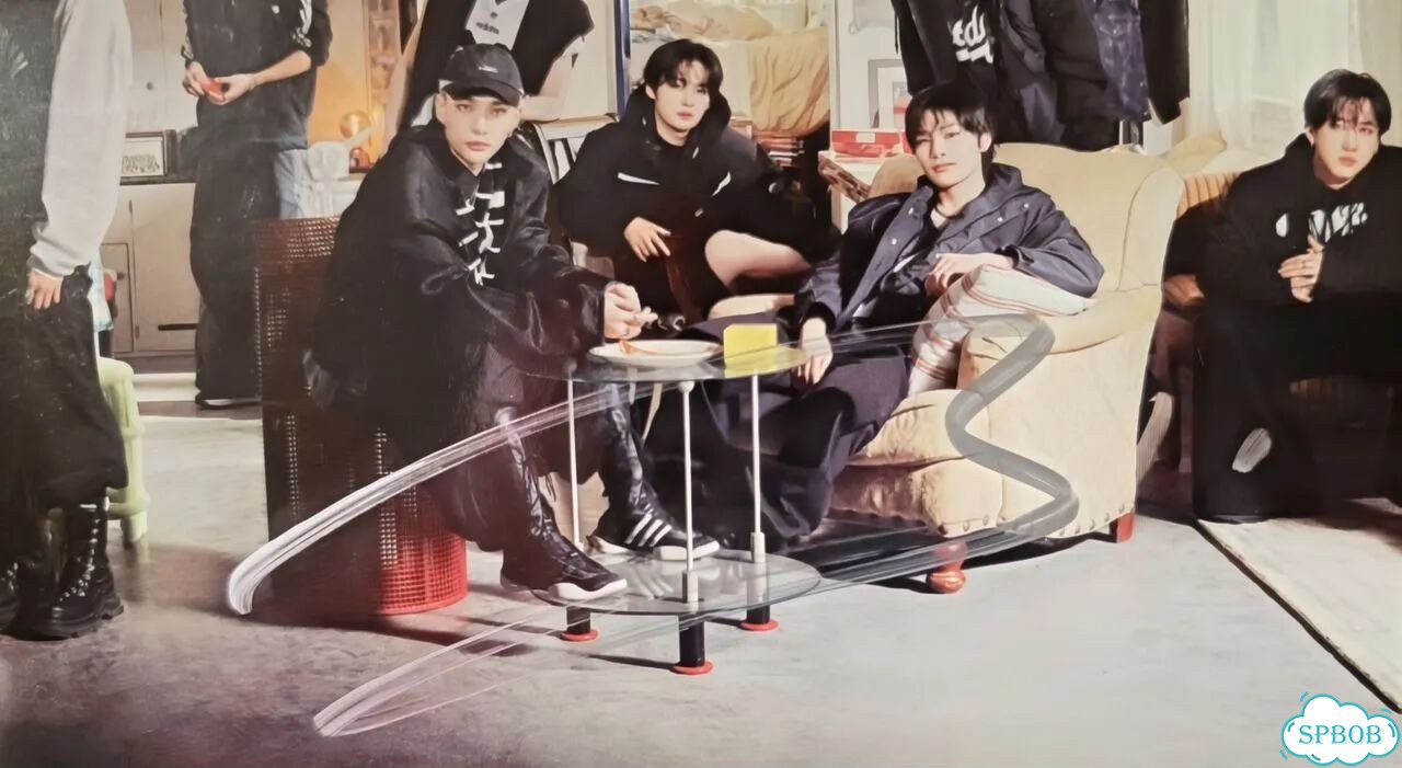 Stray Kids автограф Хан фото 2