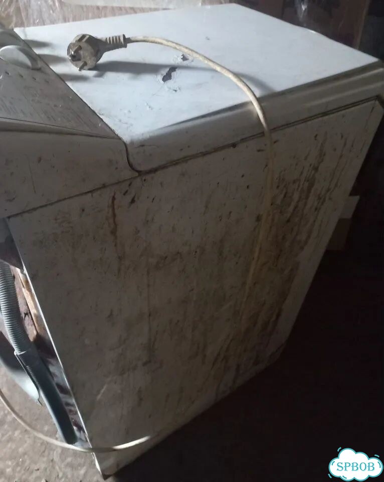 Стиральная машина indesit на запчасти фото 3