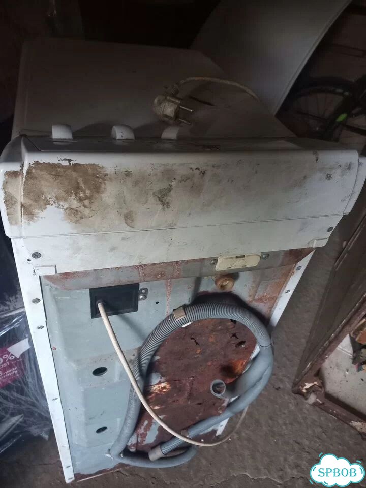 Стиральная машина indesit на запчасти фото 4