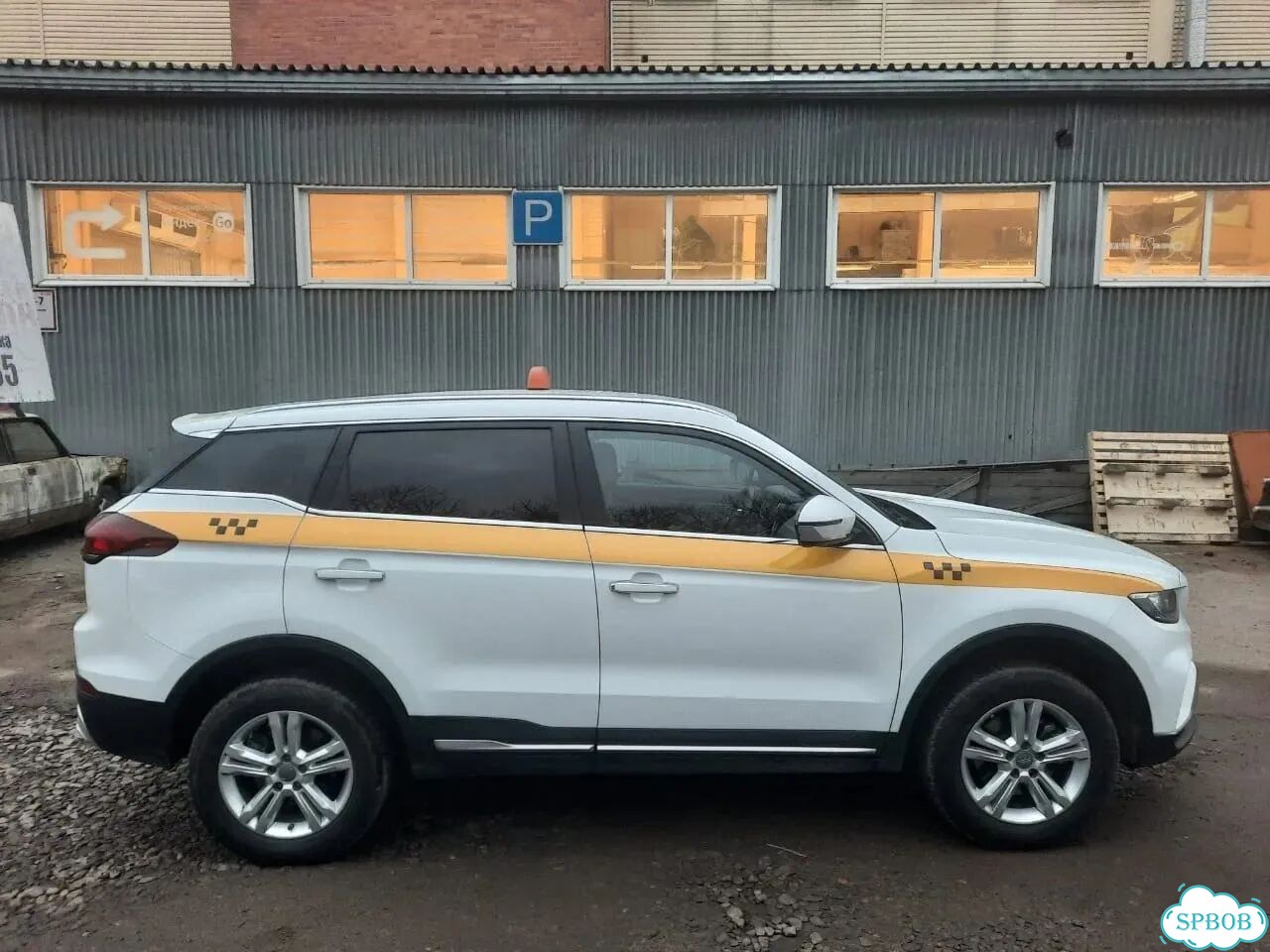 Geely Atlas Pro 1.5 AT, 2024, 58 000 км фото 3