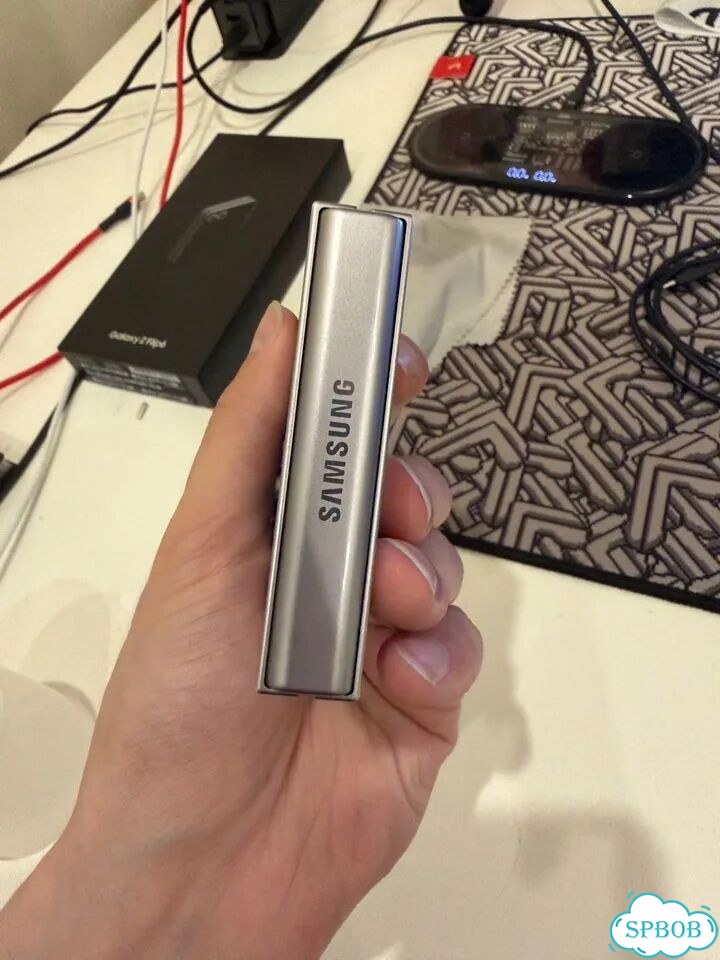 Samsung Galaxy Z Flip 6, 12/256 ГБ фото 6