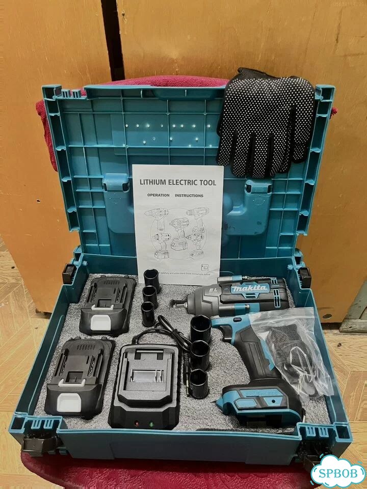 Бесщеточный гайковерт Makita 1200 в кейсе фото 1