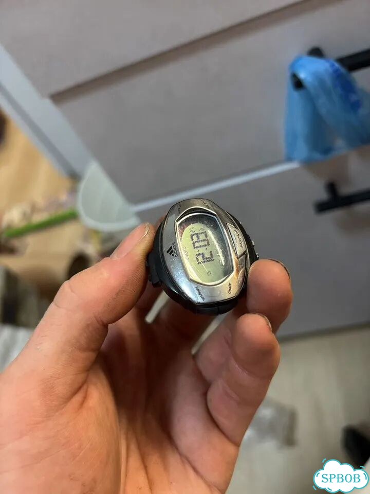 Редкие часы adidas adp1703 y2k фото 3