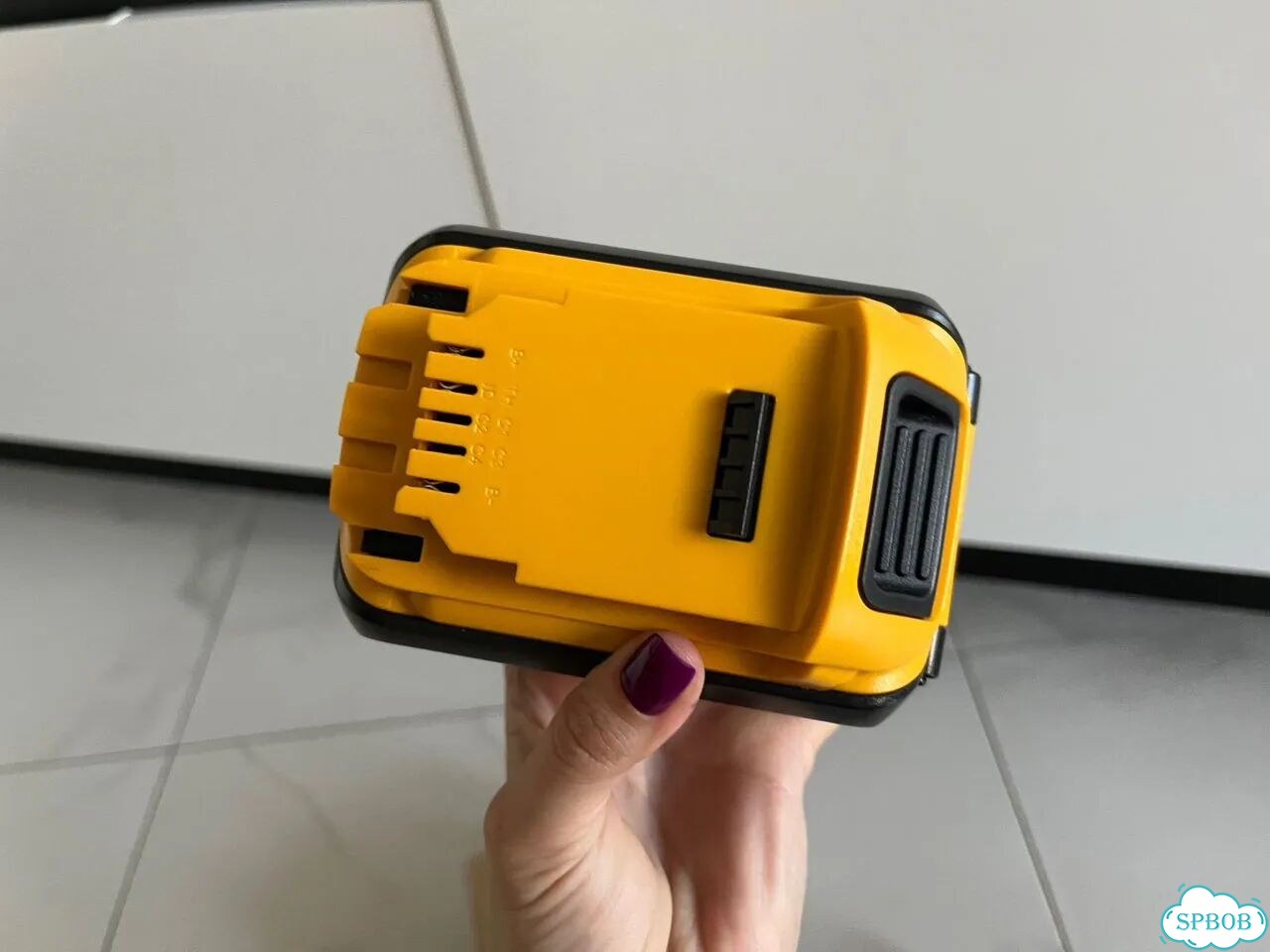 Аккумулятор DeWalt Flexvolt 60v/20v, 9ah новый фото 4