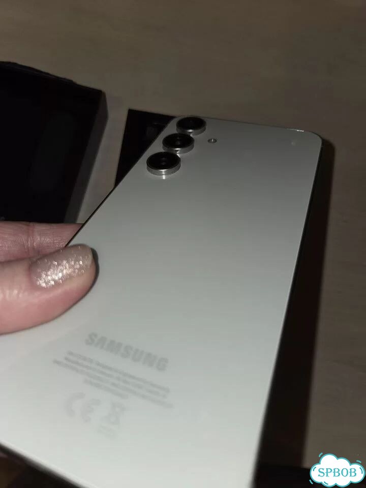 Samsung Galaxy S24 FE, 8/256 ГБ, 2 SIM фото 9