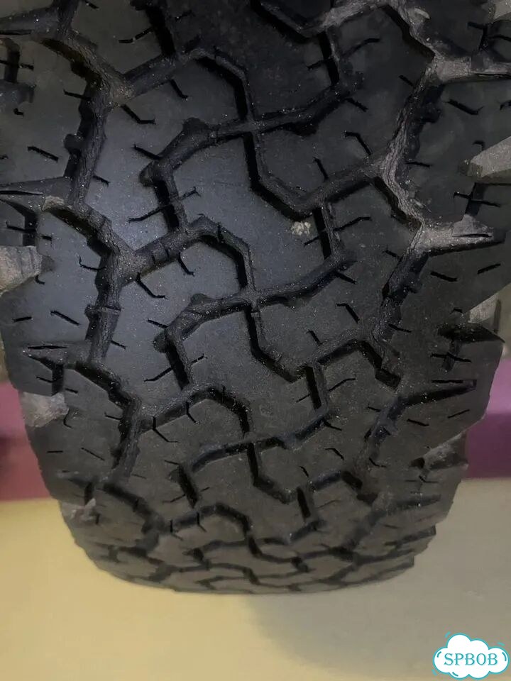 BFGoodrich All-Terrain T/A KO 215/75 R15 100S фото 4