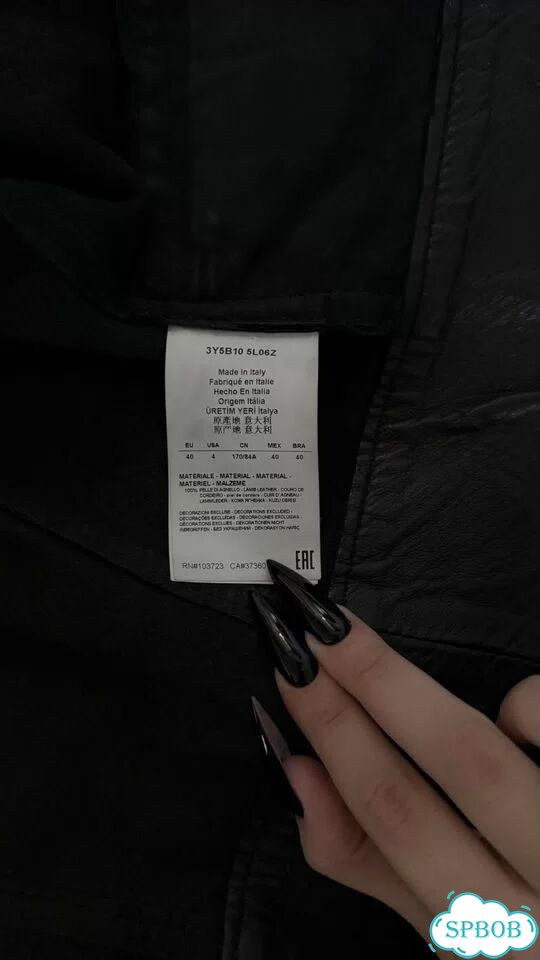 Кожаная куртка armani jeans фото 3