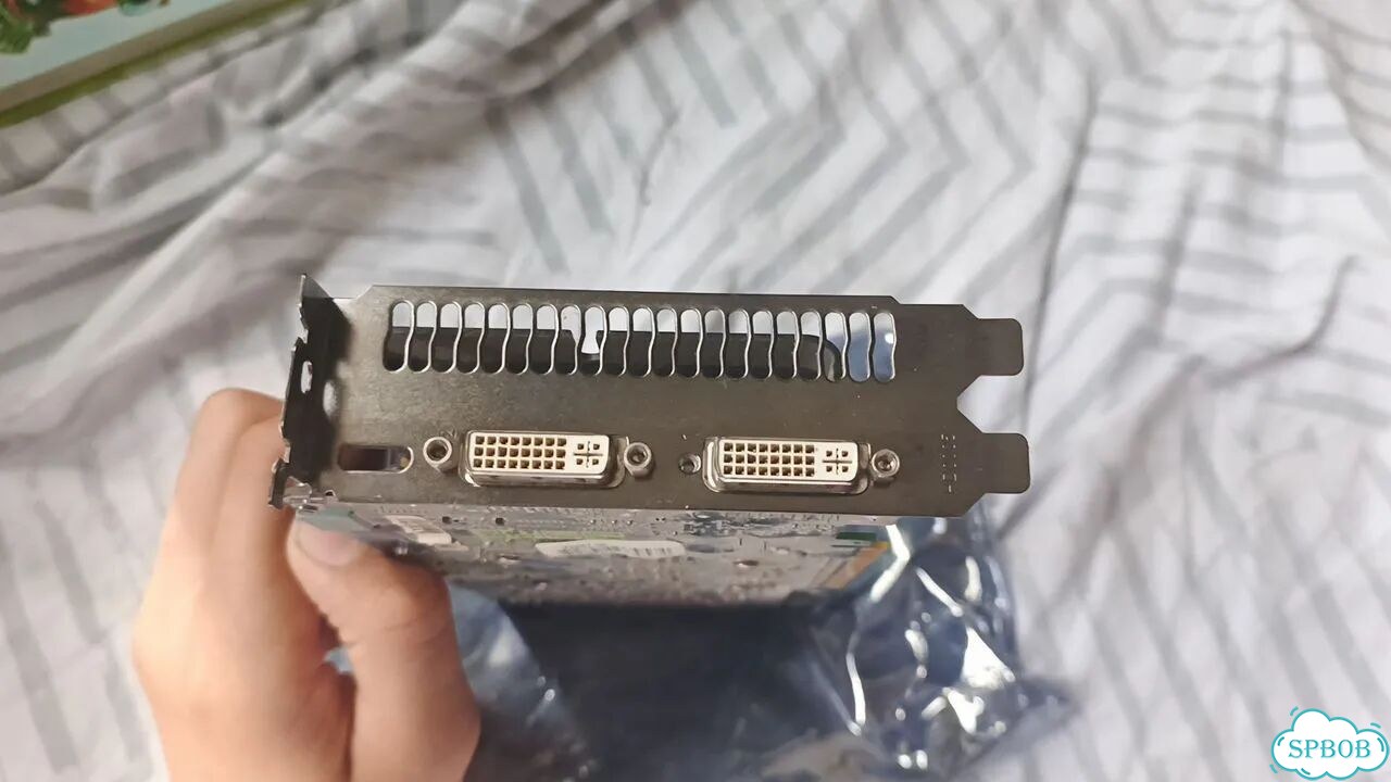Видеокарта gtx 550 ti фото 2