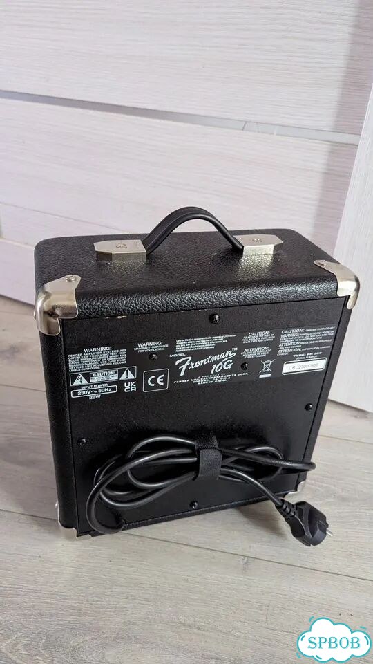 Комбик Fender Frontman 10G фото 2