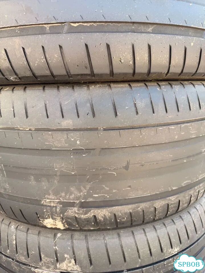Шины Michelin 265/50 R20 фото 1