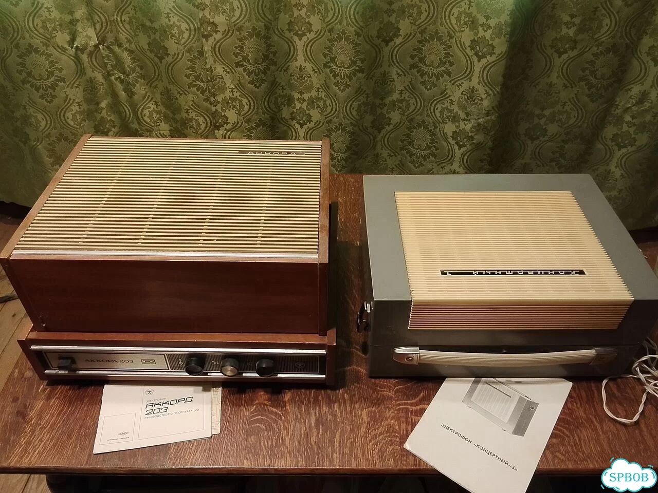 Проигрыватель винила СССР фото 1