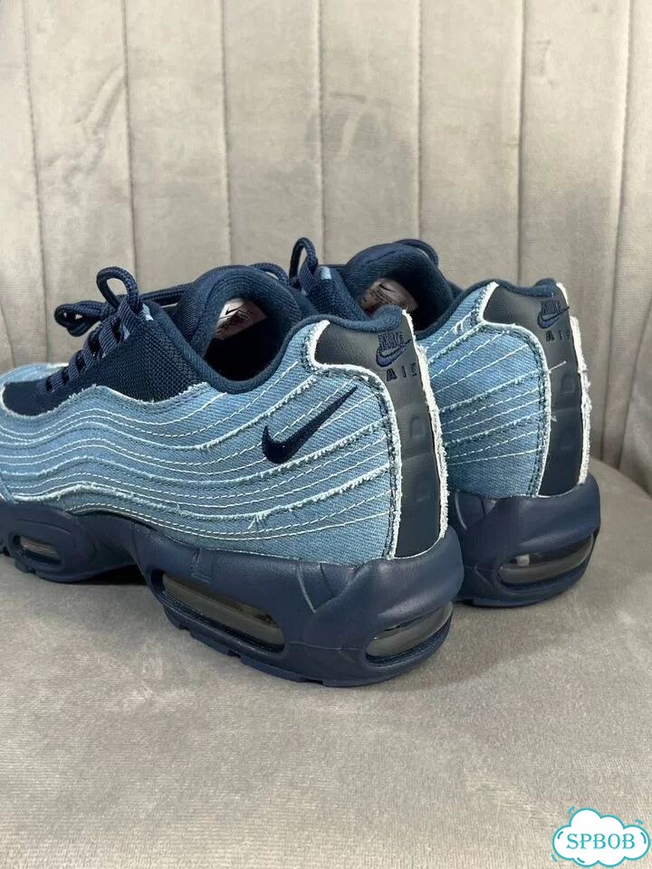 Кроссовки Nike x Levi's Air Max 95 'Obsidian' фото 7