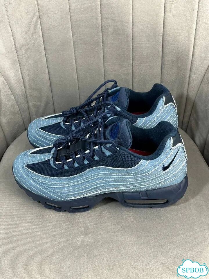 Nike x Levi's Air Max 95 'Obsidian' фото 1