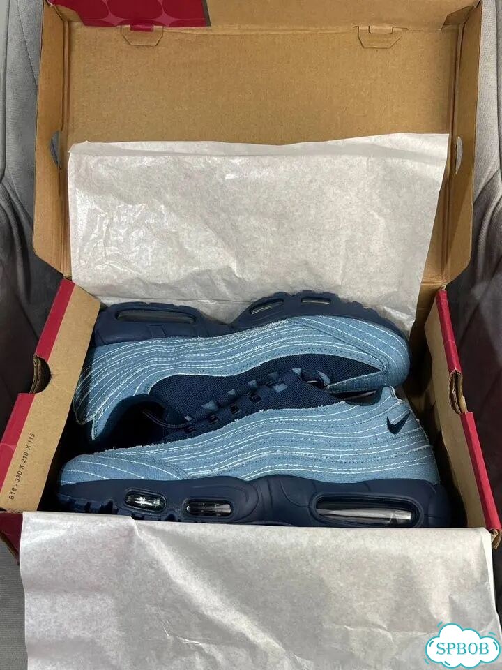 Nike x Levi's Air Max 95 'Obsidian' фото 2