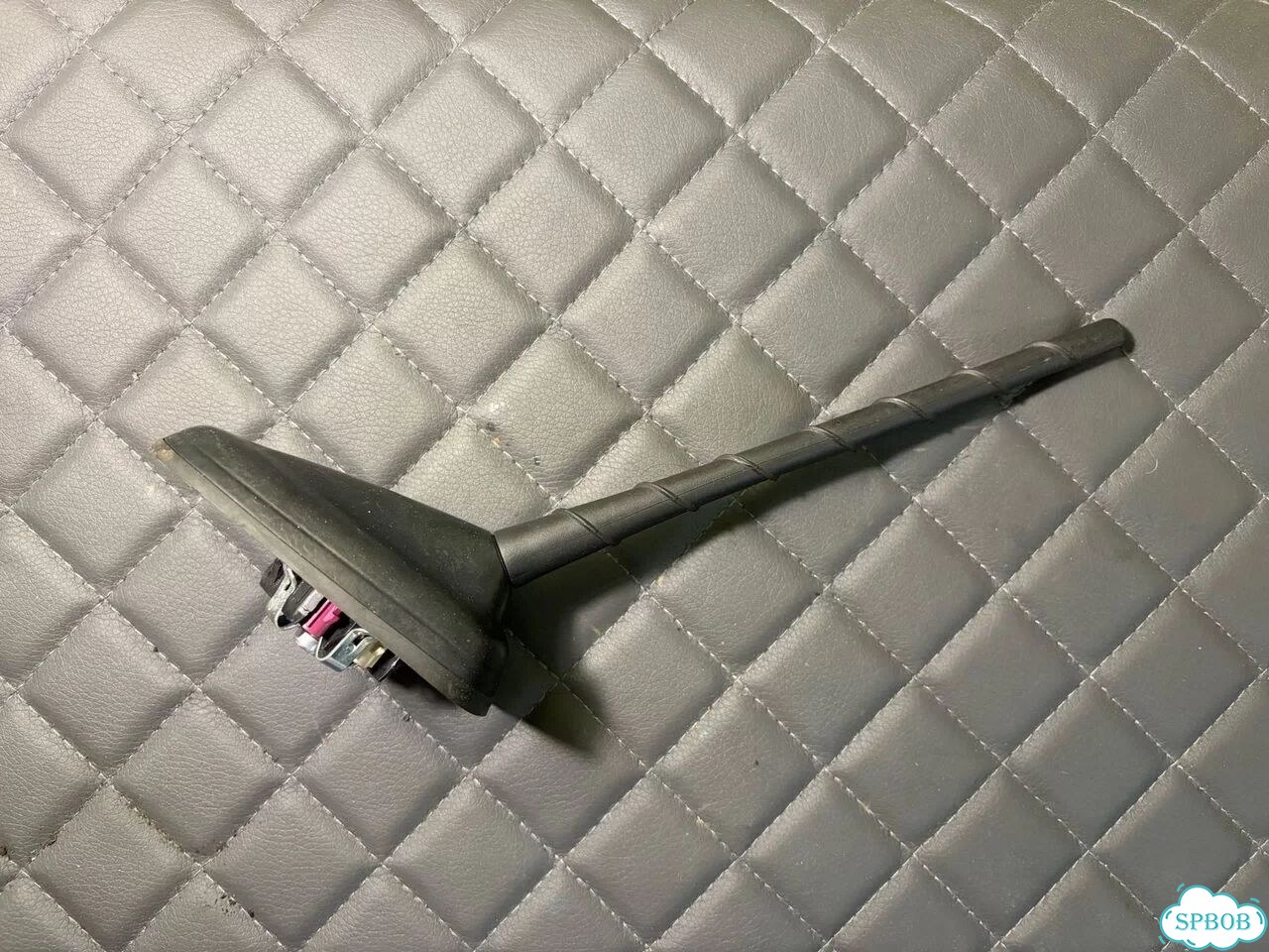 Антенна VAG 6C0035501P фото 1