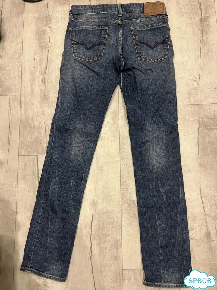 Мужские джинсы guess фото 3
