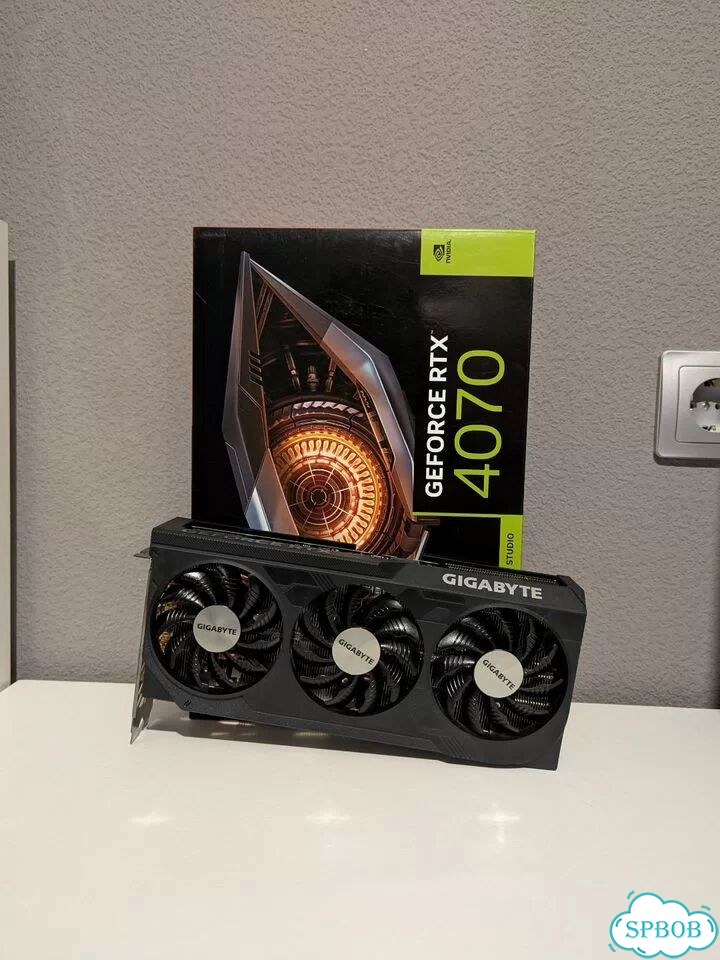 RTX 4070 Gigabyte Windforce OC фото 1