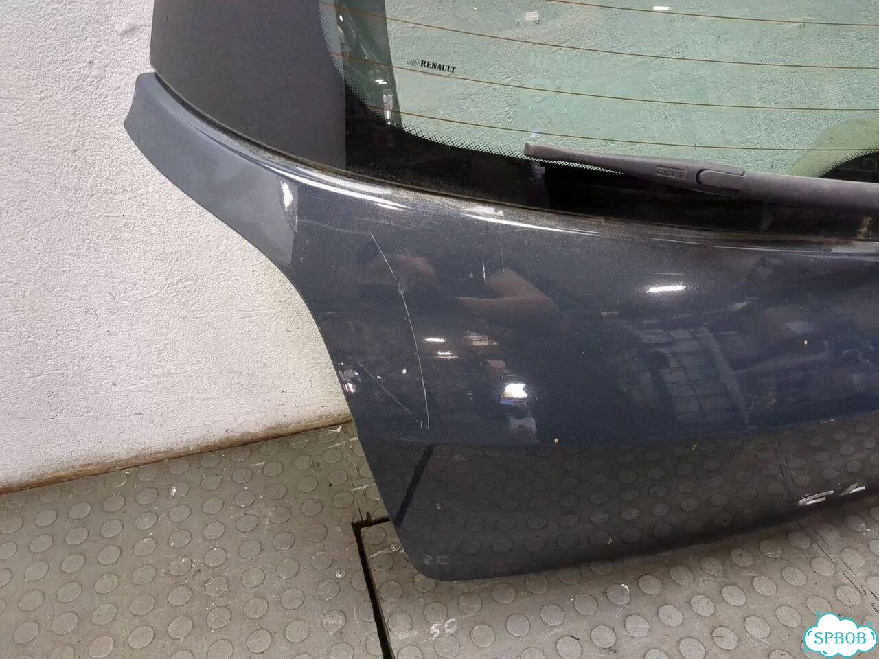 Крышка багажника Renault Clio фото 7