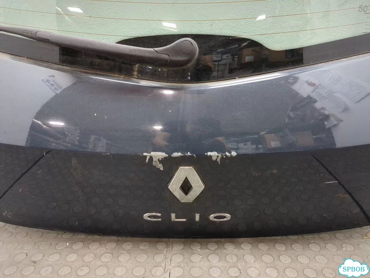 Крышка багажника Renault Clio фото 9
