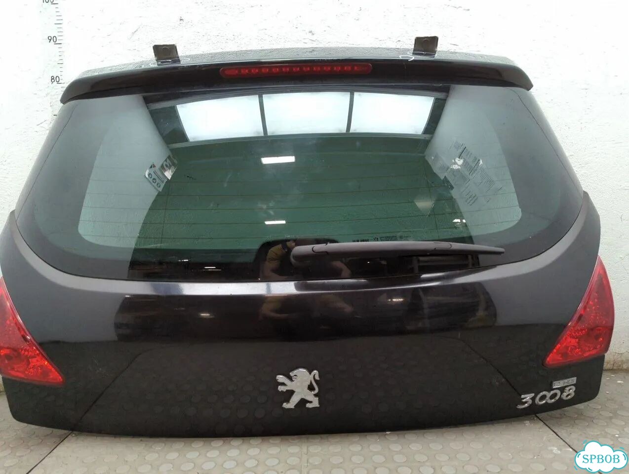 Крышка багажника Peugeot 3008 фото 3