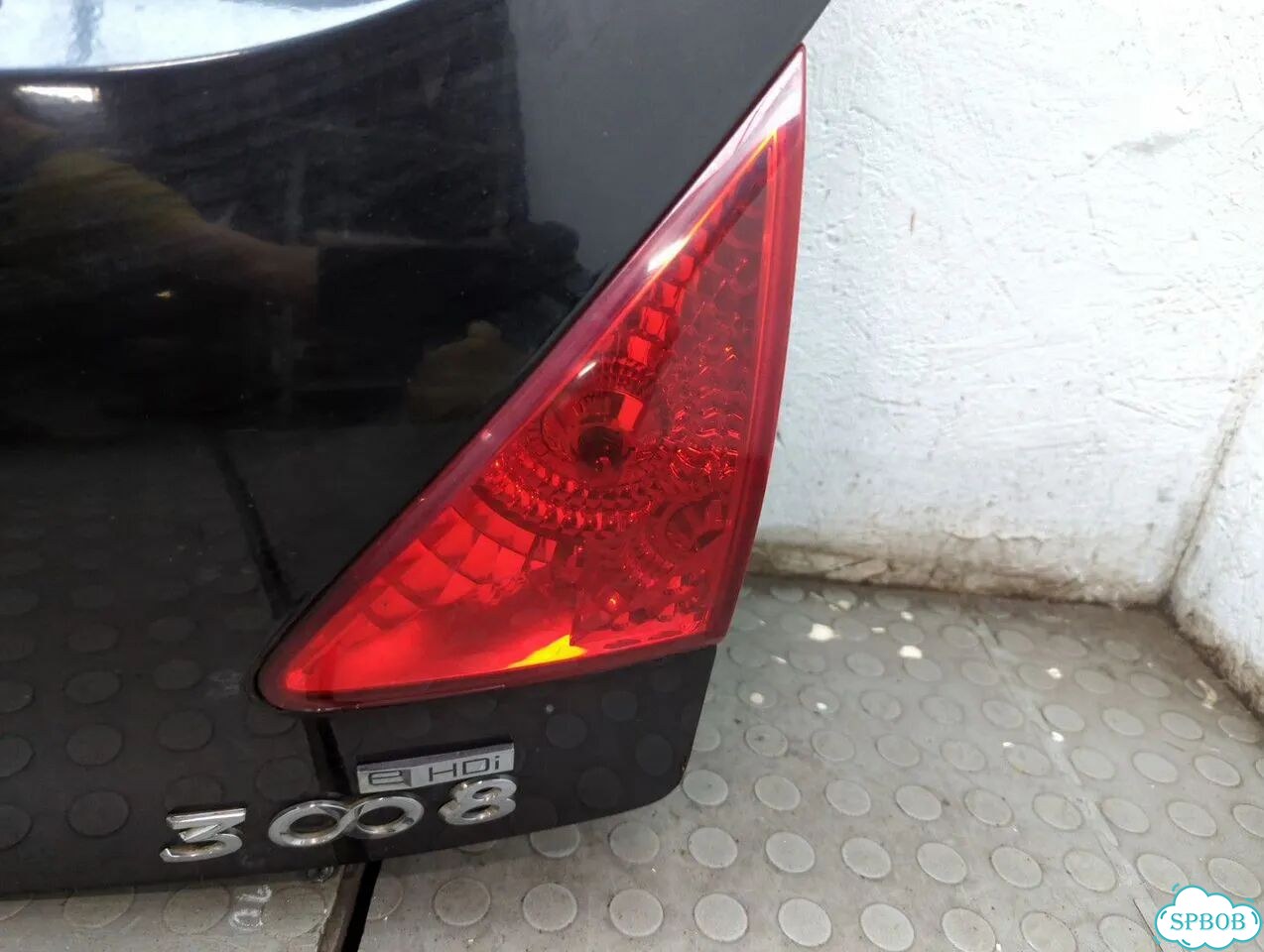 Крышка багажника Peugeot 3008 фото 5