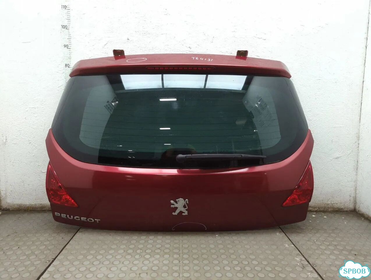 Крышка багажника Peugeot 3008 фото 1