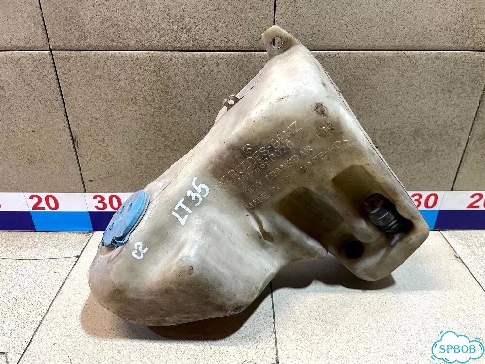 Бачок омывателя лобового стекла VW LT 35 фото 1