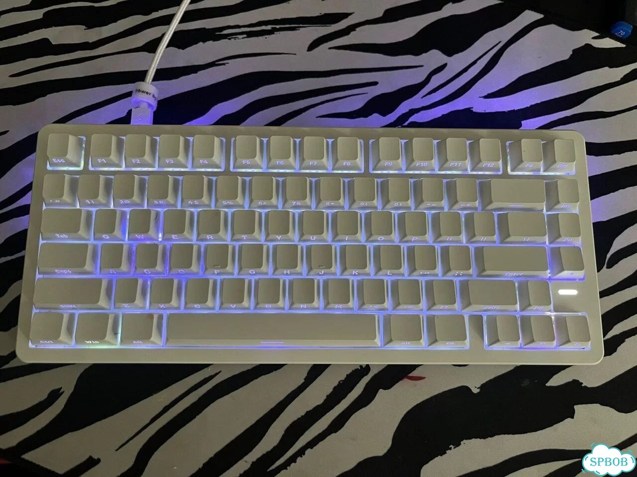 Магнитная клавиатура VGN Neon HE фото 1