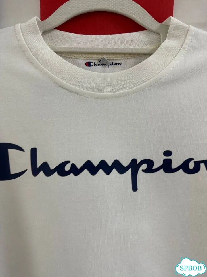 Футболка champion белая фото 8